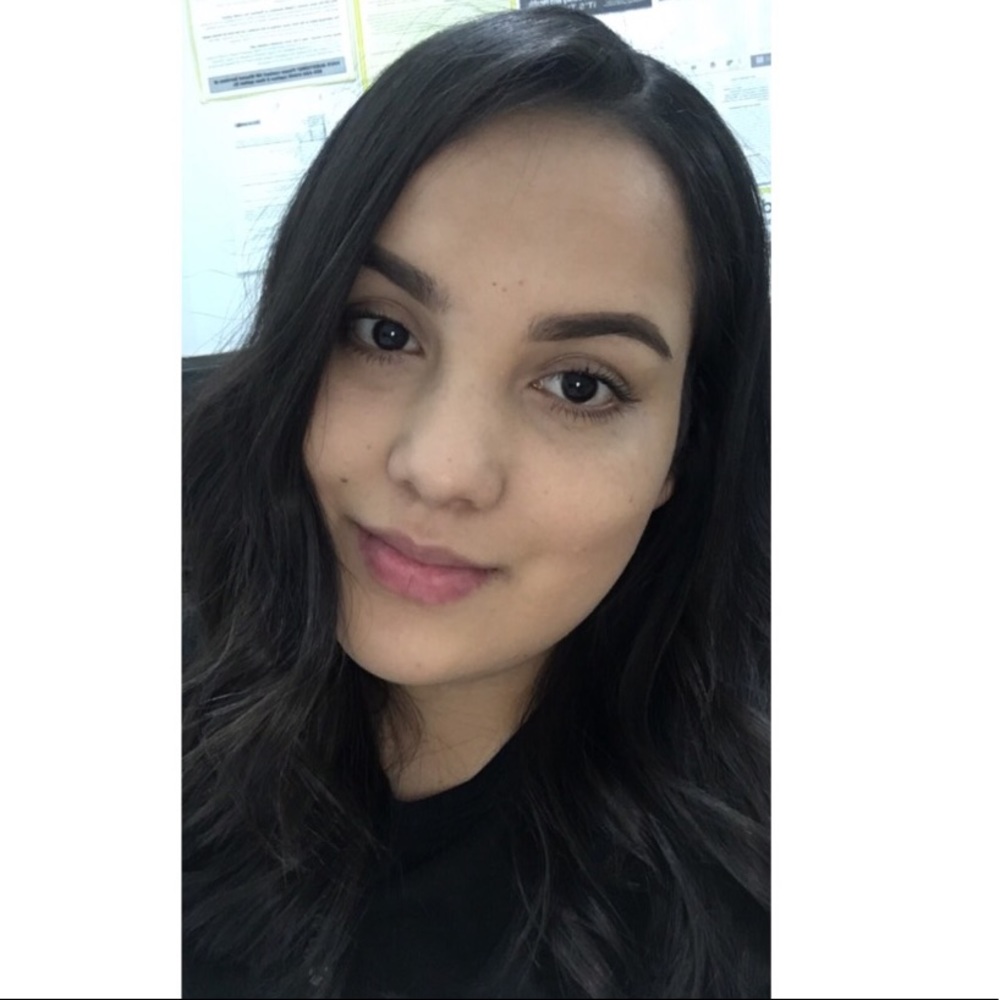 Meet your Posher, Beatriz